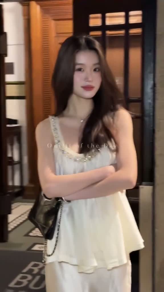 Snaptik.app_7483113841824501010