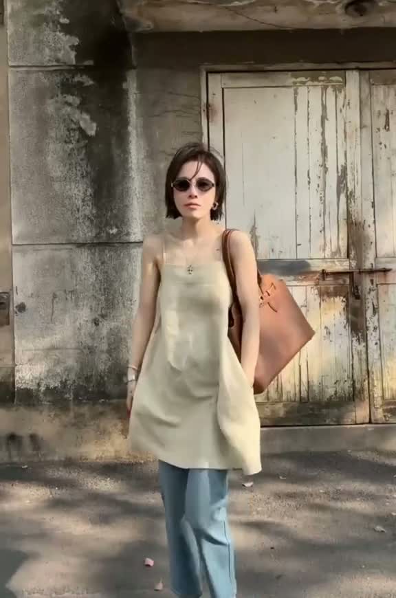 Snaptik.app_7483515417567202568