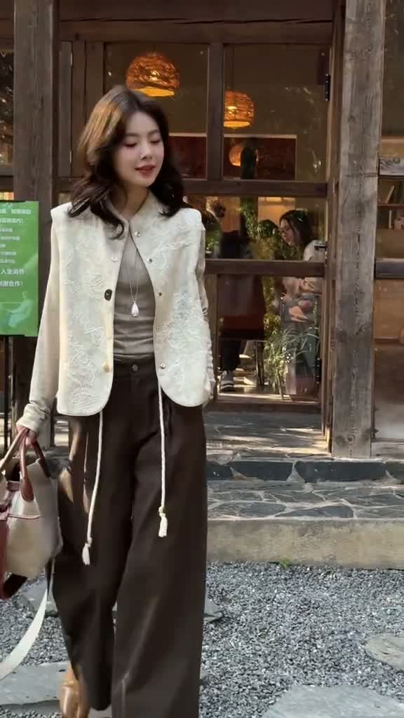 Snaptik.app_7482957116915961106